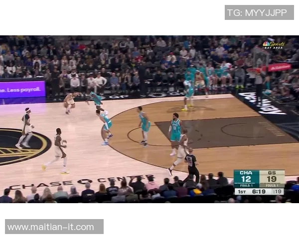 黄蜂对阵勇士库里单节爆发展现超级球星风采引发球迷热议